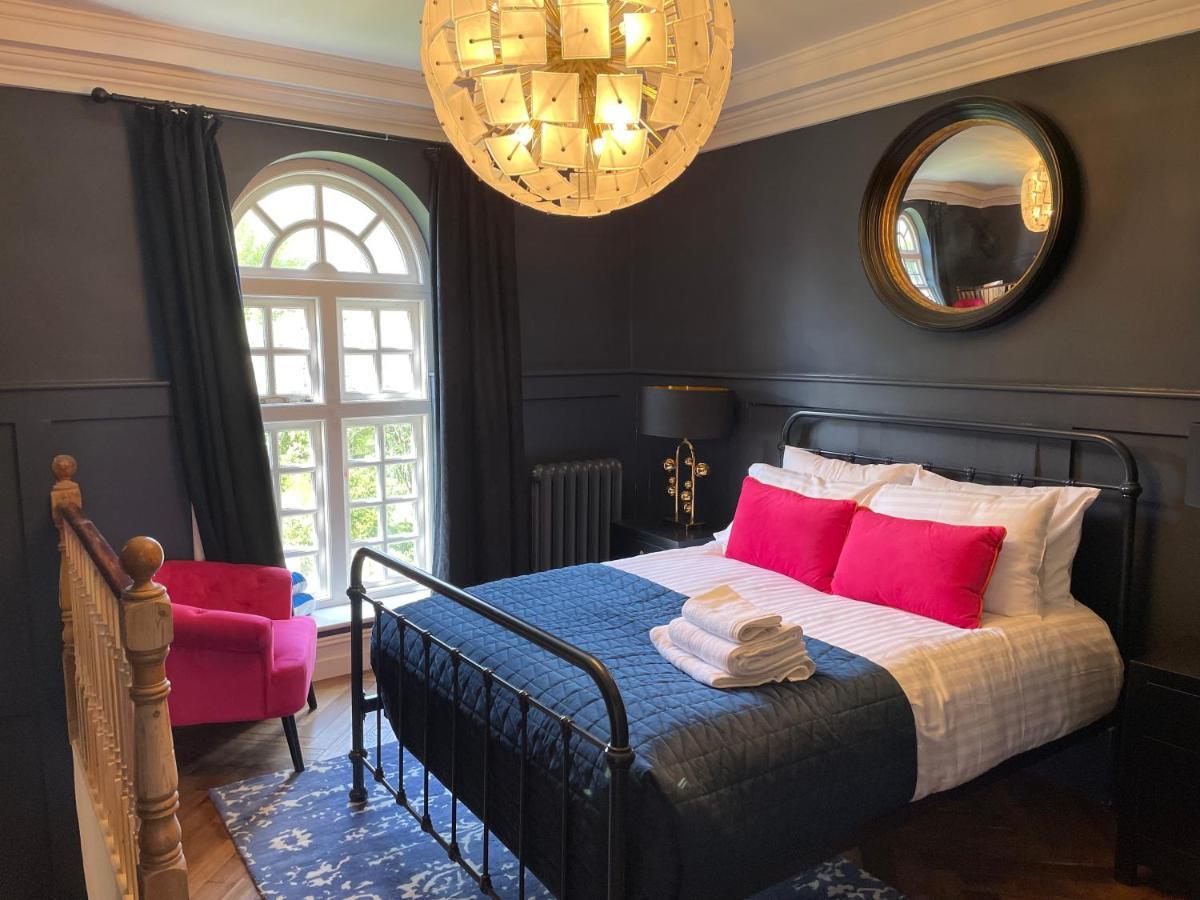 Eastwood Observatory: 12 Bedrooms, Swimming Pool And Tennis Court Hailsham Exterior photo